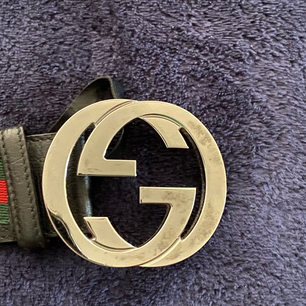 Men’s Gucci belt